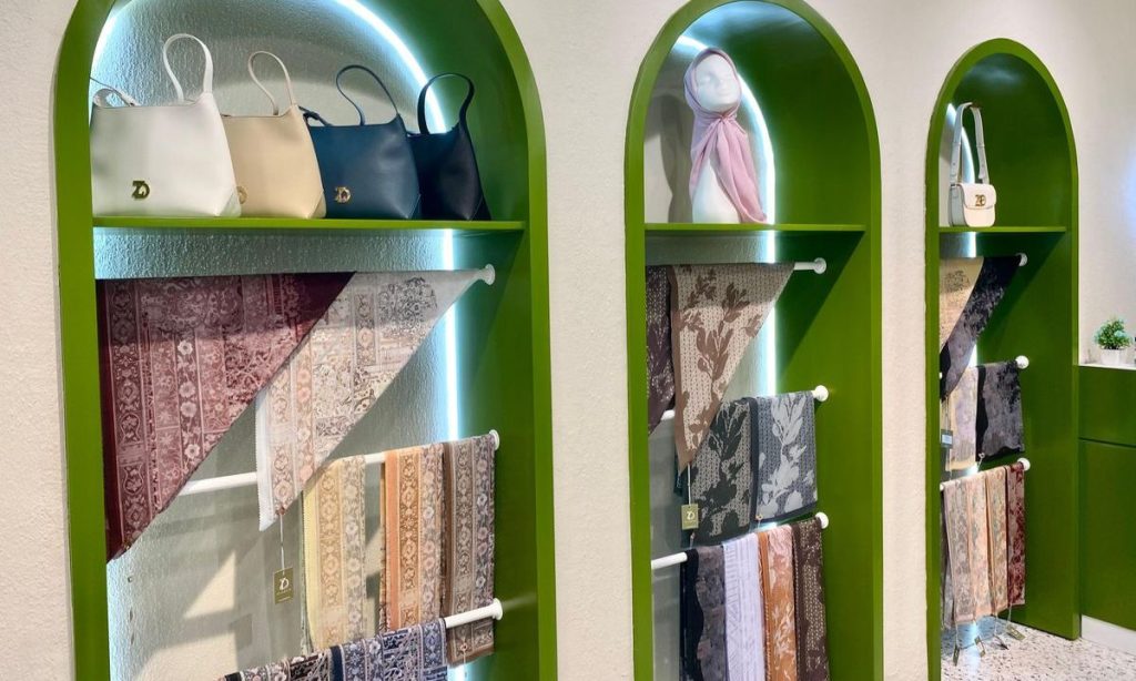 ZYTA Delia Hadir dengan Wajah Baru di Pondok Indah Mall - Kirani